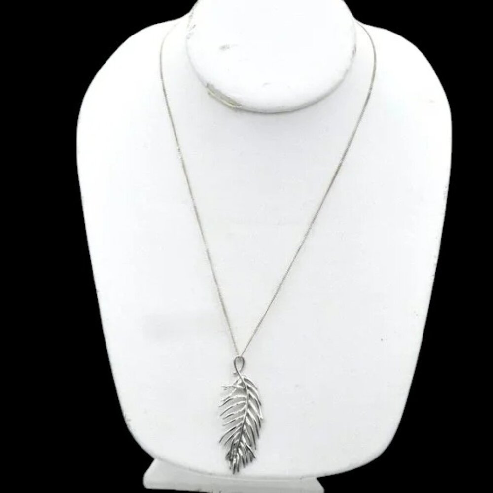 Sterling Silver Leaf Pendant & Chain